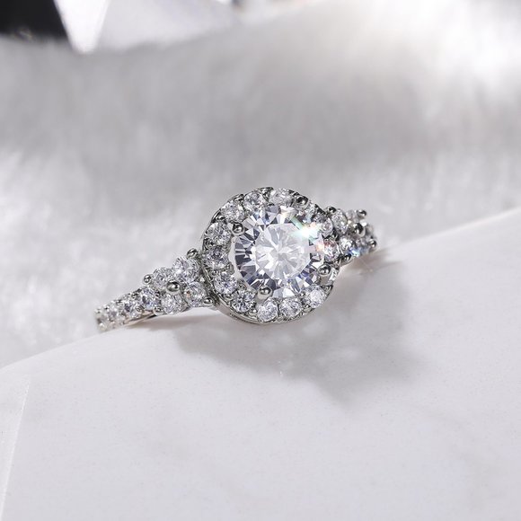 Classic Engagement Anillos Pure CZ Wedding Beautiful Ring for Women, L101 - Picture 7 of 8